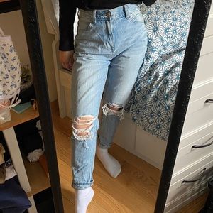 AMERICAN EAGLE Mom Jeans